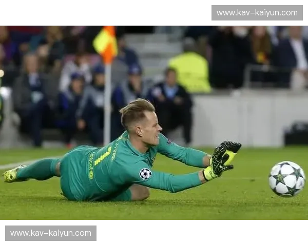 铁血与诗意：德意志战车碰撞高加索之鹰，谁才是绿茵场上的终极导演？